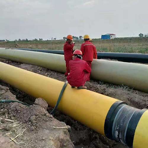 保溫管道發泡聚氨酯噴涂案例